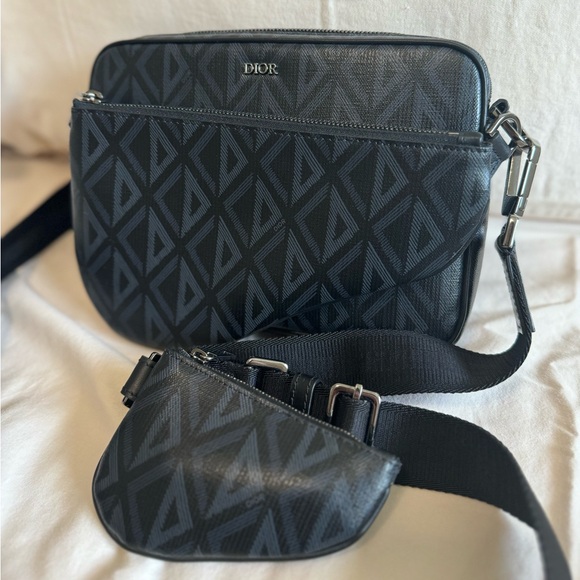 ❤️‍🔥SOLD❤️‍🔥DIOR 2023 Saddle Triple Pouch Diamond Pattern Crossbody Unisex Bag - Picture 4 of 17
